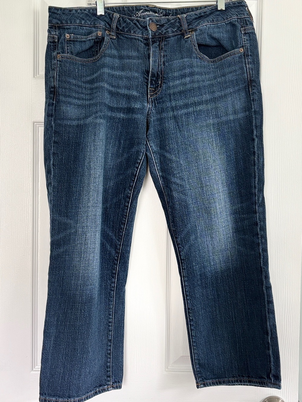 American Eagle cropped jeans